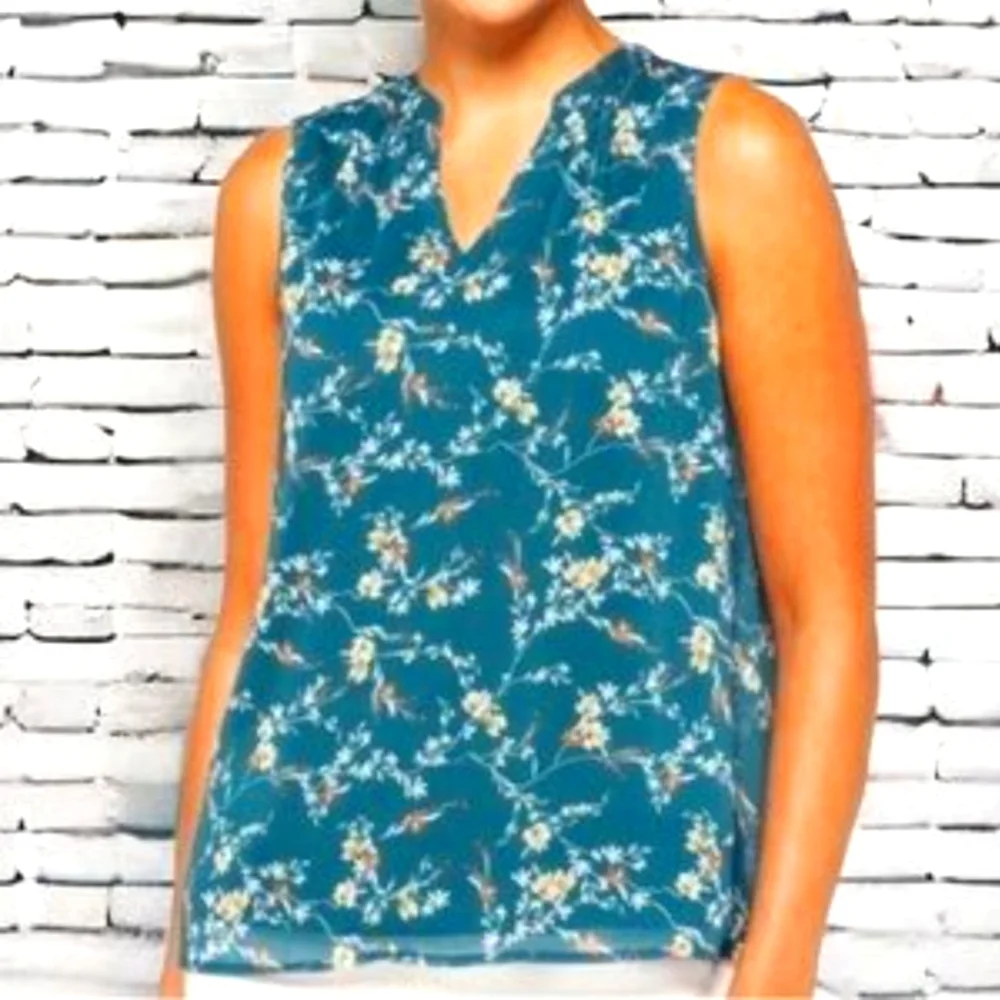 Papermoon Women's Lined V-Neck Floral Sleeveless Top - NWOT Size Large